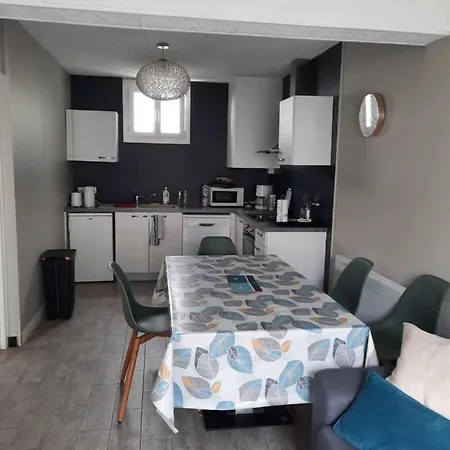 4 Personnes Proche Plage Apartman